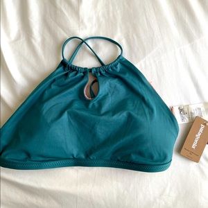 Patagonia Cliff Cruiser Top Tasmanian Teal NWOT Size Medium